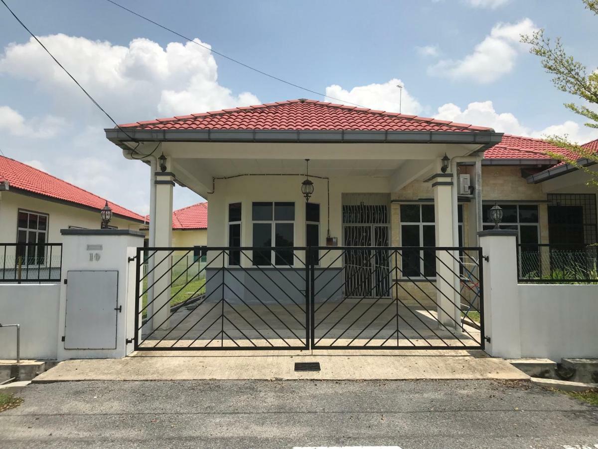 Patin Guest House @Desa Telok Ira, Temerloh Pahang Kampong Paya Kerinau Eksteriør billede